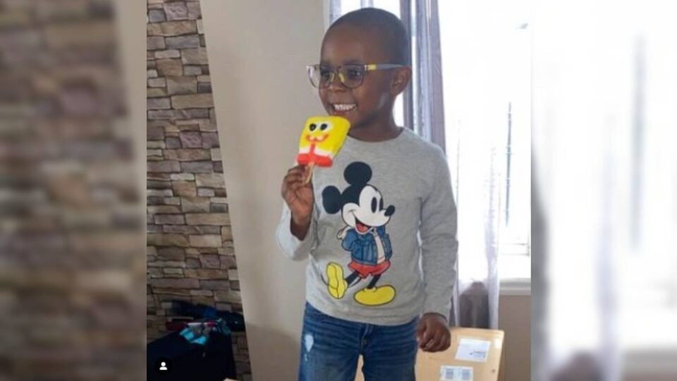 ФОТО: Четири годишно момче тајно нарачало 46.818 сладоледи со ликот на Сунѓер Боб, семејството во шок