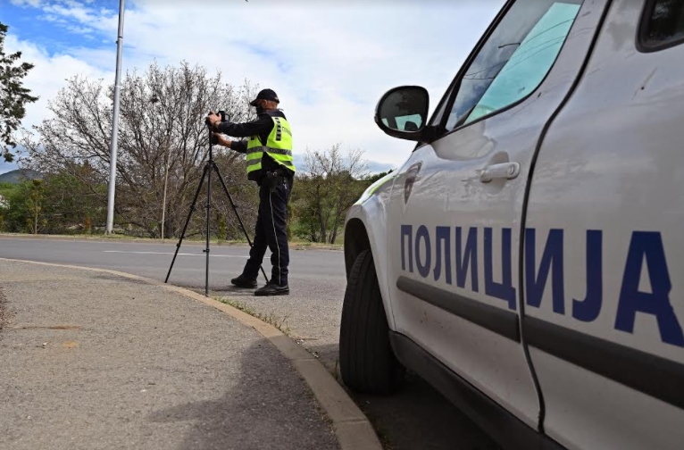 ФРЧАТ КАЗНИ: За 6 часа санкционирани 67 возачи на автопатот Скопје-Велес