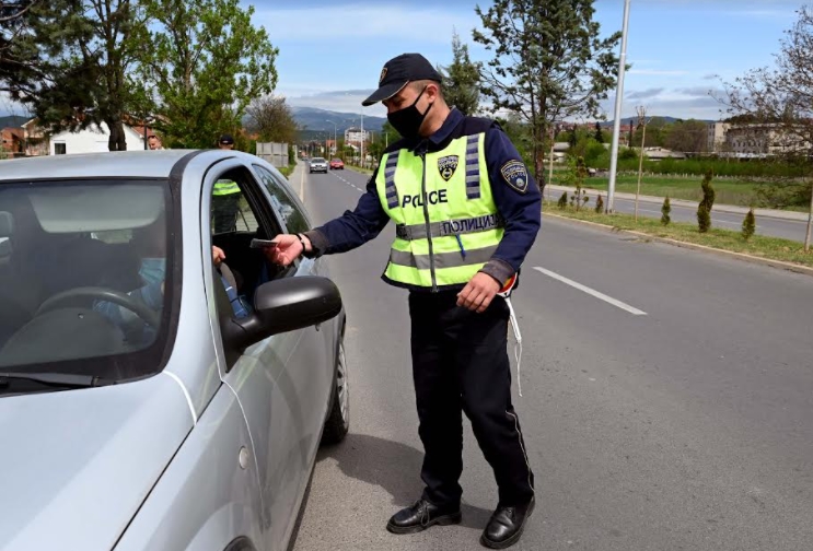 За 6 часа казнети 52 возачи во Скопје