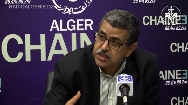 Алжирскиот премиер Џерад поднесе оставка