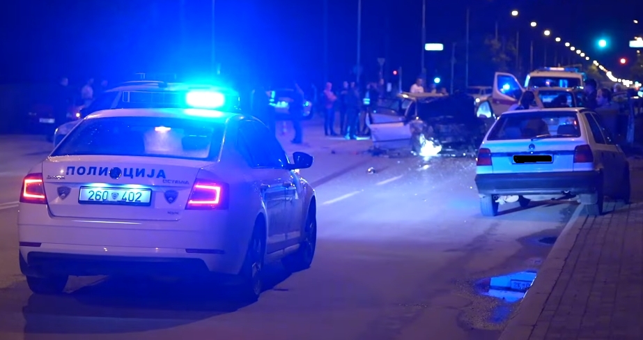ФОТО: Страшна сообраќајка на Првомајска, има загинати и поголем број повредени лица