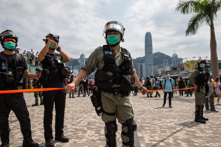 Во Хонг Конг спречени серија напади со рачно изработени бомби
