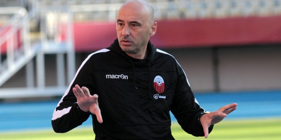 Шкендија ја прекина соработката со тренерот Ѓока