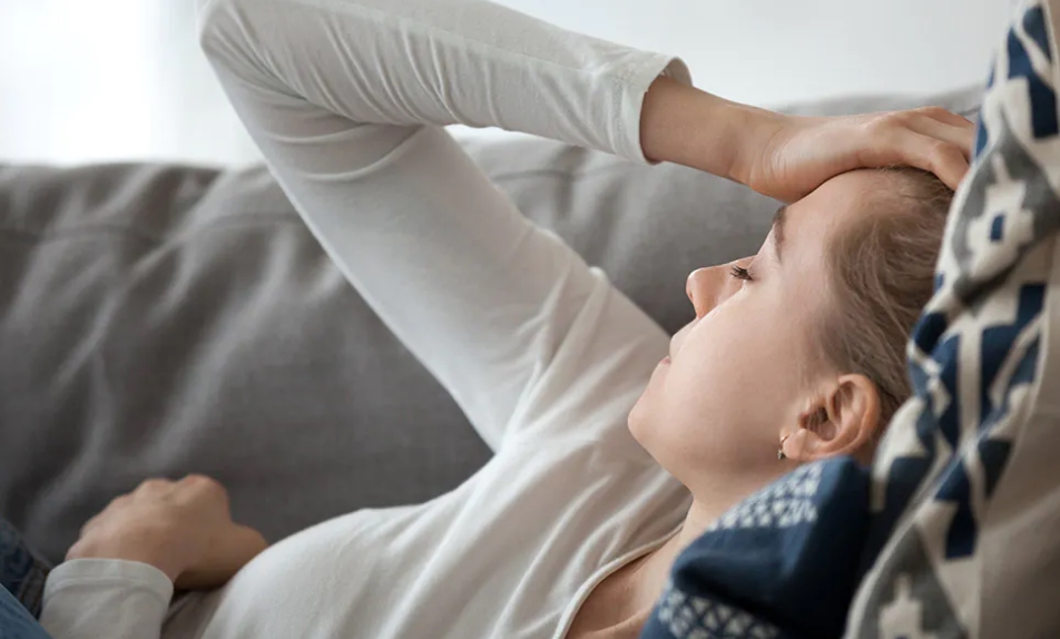 Важно е КОЛКУ, но и КОГА ве боли: Совети за луѓето кои страдаат од главоболки