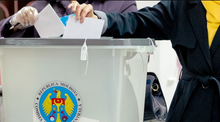 Молдавија на предвремени парламентарни избори