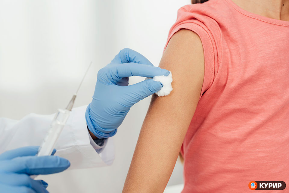 Државата Флорида спротивно сојузните власти – нема да препорачува вакцинирање здрави деца против Ковид-19