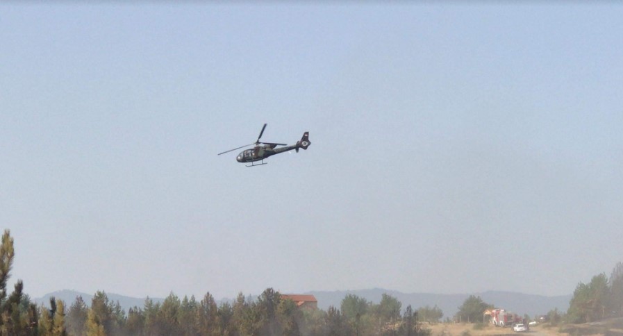Пехчево во пламен: Пет хеликоптери го гасат пожарот, Ангелов се откажа од преносот во живо