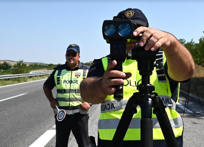Санкционирани 177 возачи во Скопје, 37 за брзо возење