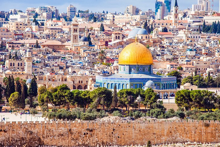 Израел повторно се отвора за туристи од одредени земји