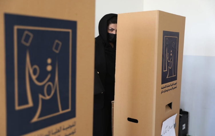 Во Ирак предвреме гласаат војници, затвореници и раселени лица
