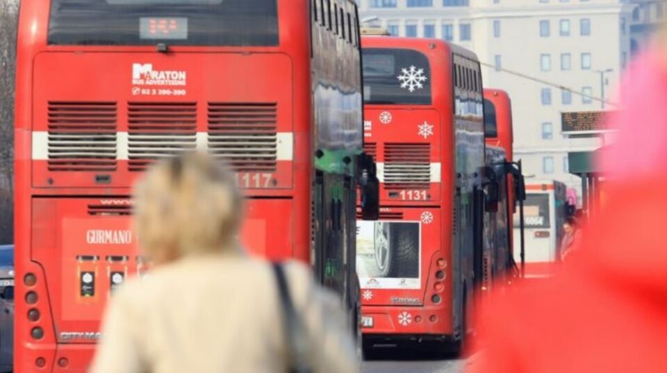 Автобусите почнуваат да сообраќаат, вработените во ЈСП ќе добијат плата утре