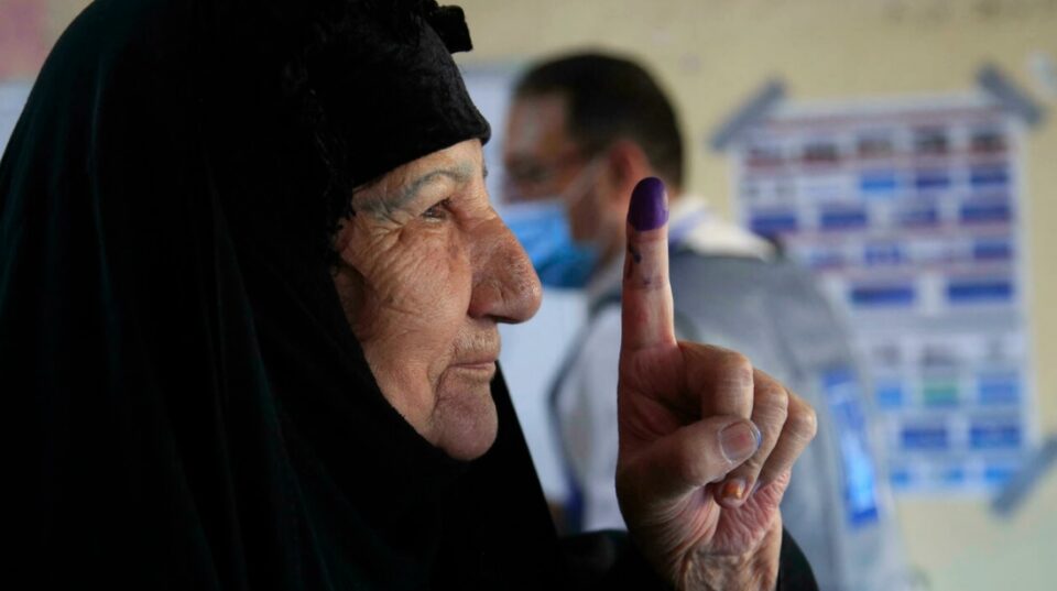 Рекордно ниска излезност на парламентарните изборите во Ирак