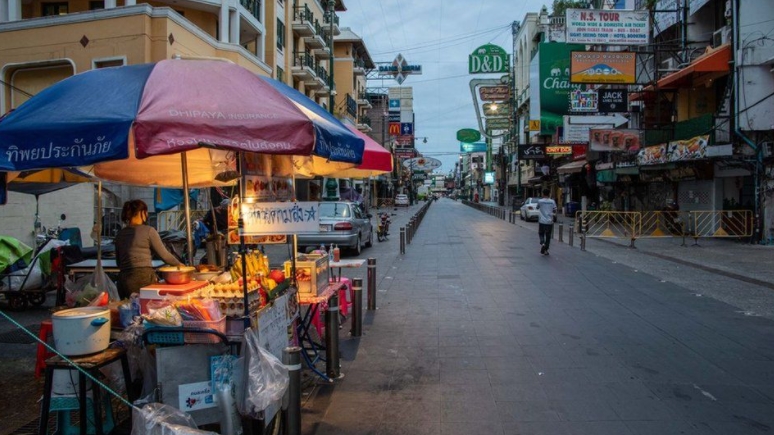 Тајланд ги отвора границите за вакцинираните туристи од најмалку 10 земји