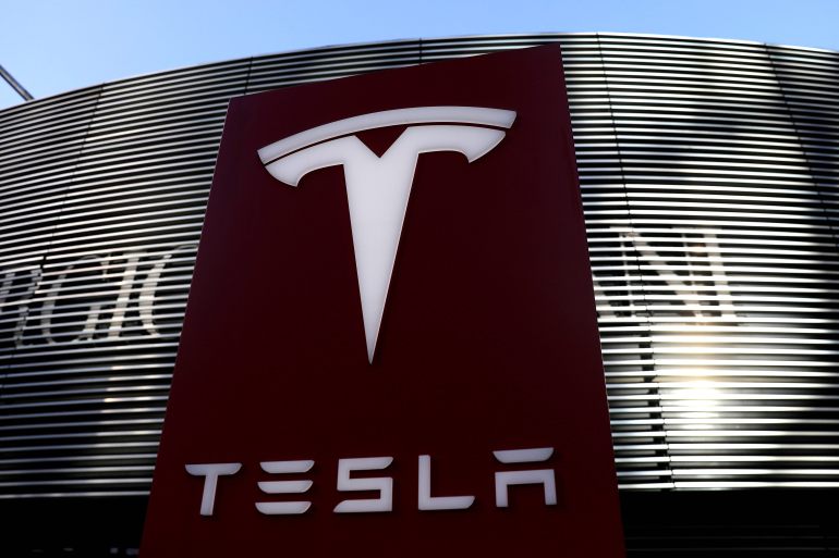 Компанијата Тесла заработувала 8 пати повеќе по возило од Тојота