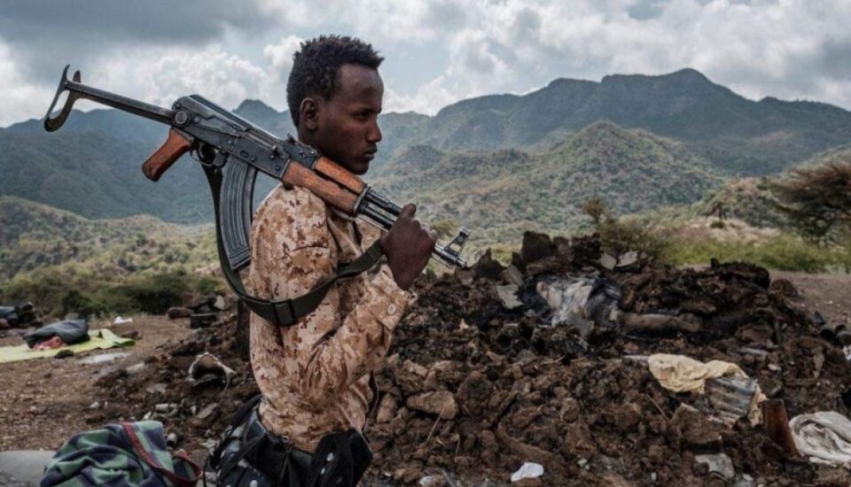 Силите од Тиграј тврдат дека етиопските сили почнале голема воена офанзива против нив