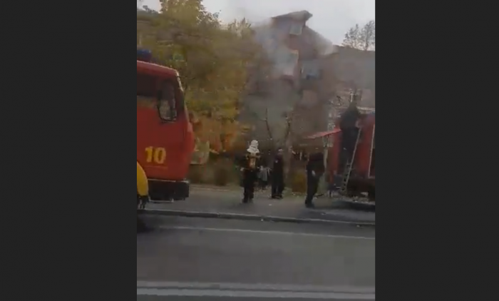 Пожар избувна во близина на Железничката станица (ФОТО)
