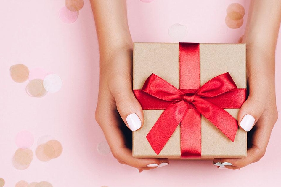 Со овие подароци нема да згрешите: Што да им подарите на жените за 8-ми Март?