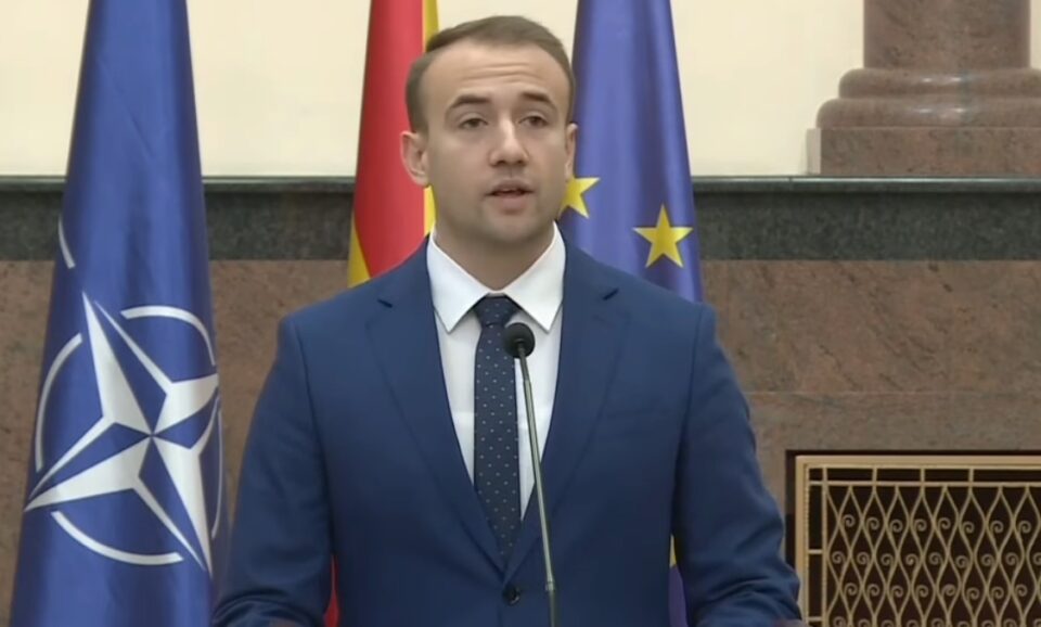 Стојаноски: ВМРО-ДПМНЕ изработи два закони со кои акцизата за горивата ќе се преполови, го повикуваме мнозинството на итна седница да ги изгласаме