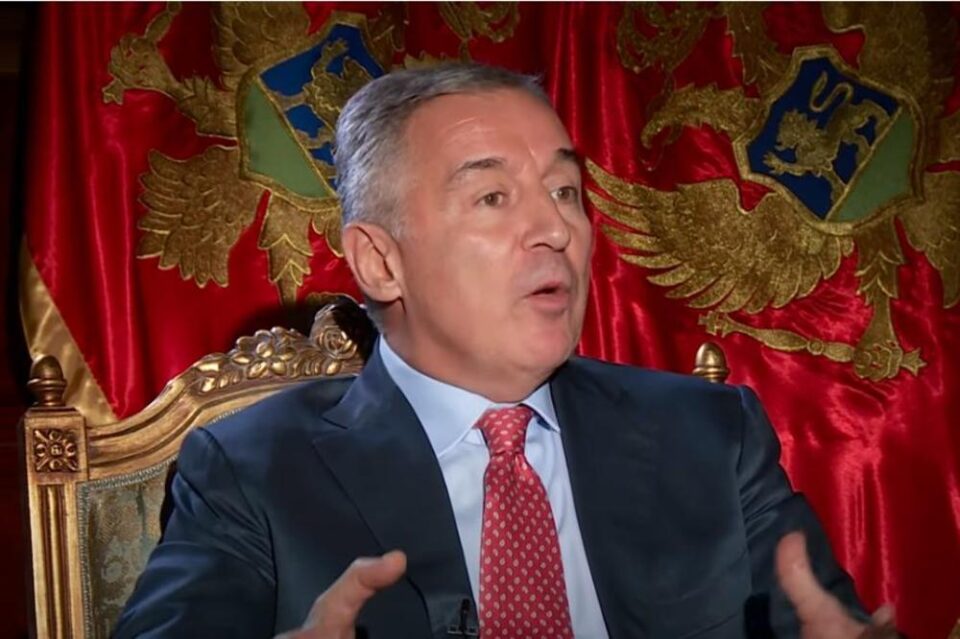 Црна Гора го измени законот за претседател на државата
