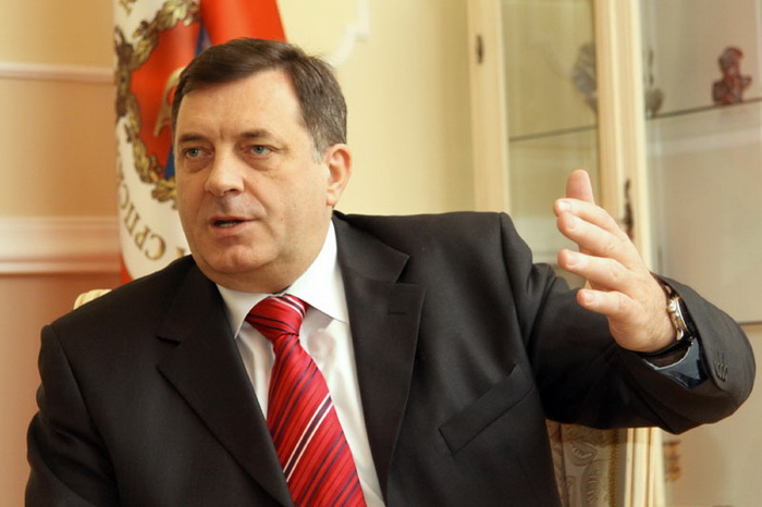 Додик побара Џаферовиќ да поднесе оставка поради самоволни изјави
