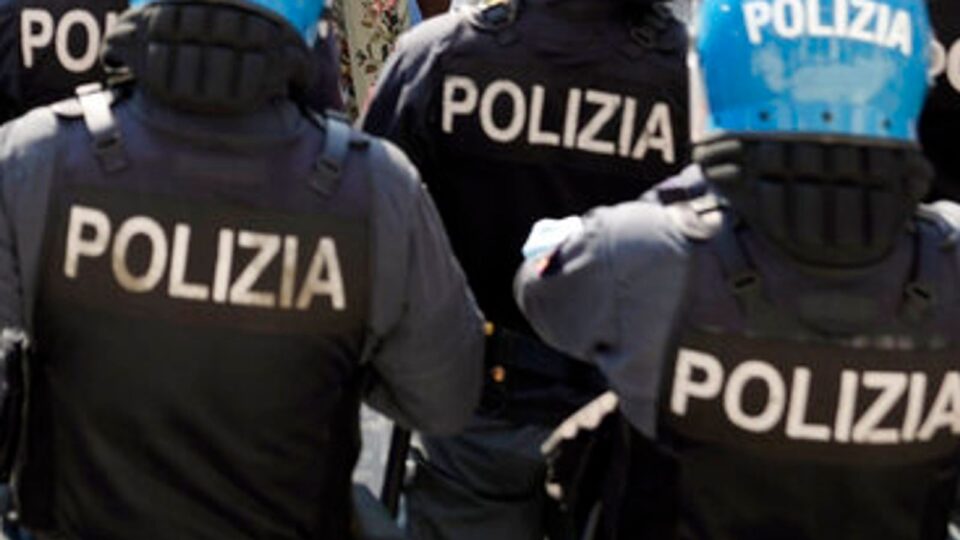 Двајца македонски државјани уапсени во Италија за шверц на дрога – еве каде ги криеле 680-те килограми хашиш и марихуана