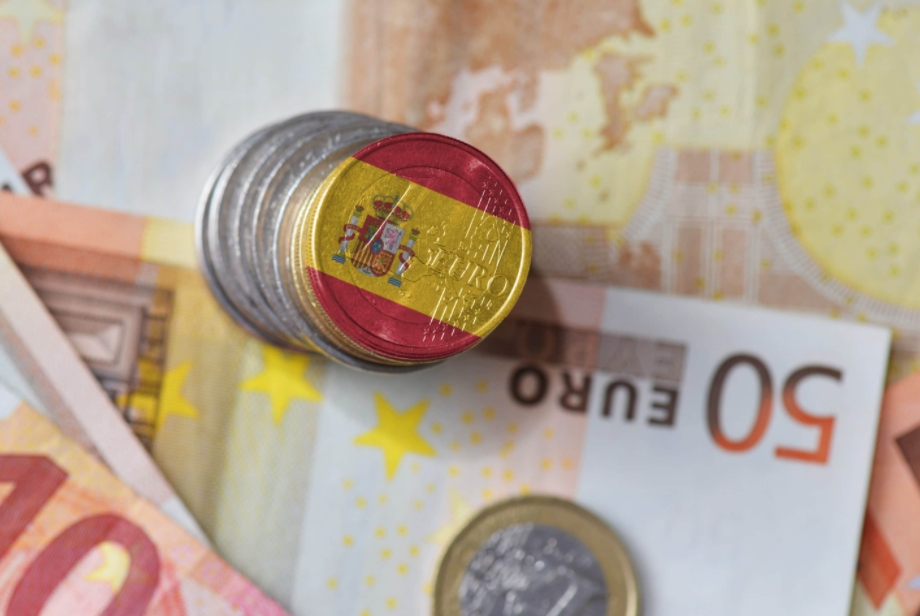 Просечната плата во Шпанија е над 2.000 евра