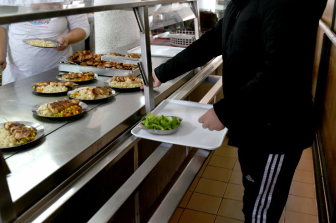 „Студентски отпор“ не се согласува со новиот начин на исплата за субвенционираниот оброк