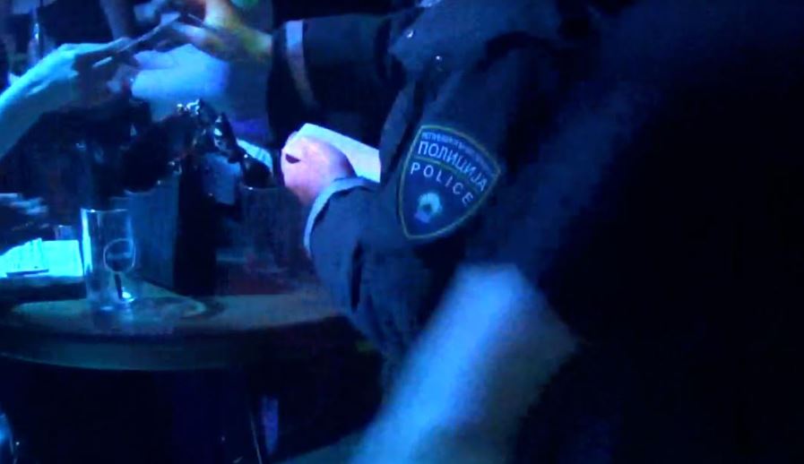 Полицијата во Битола влезе во угостителски објекти, се точело алкохол на малолетници