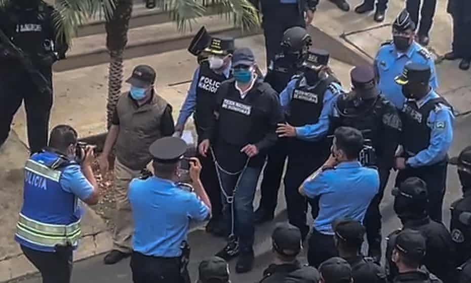 ВИДЕО: Уапсен поранешниот претседател на Хондурас
