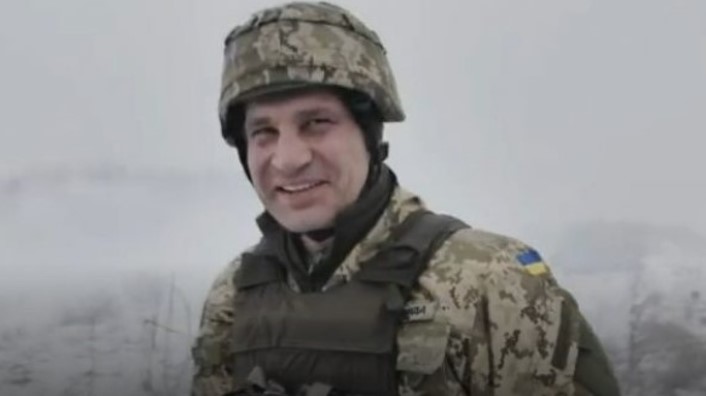 Виталиј Кличко: Ноќеска во борбите во Киев повредени се 35 лица, меѓу кои и деца