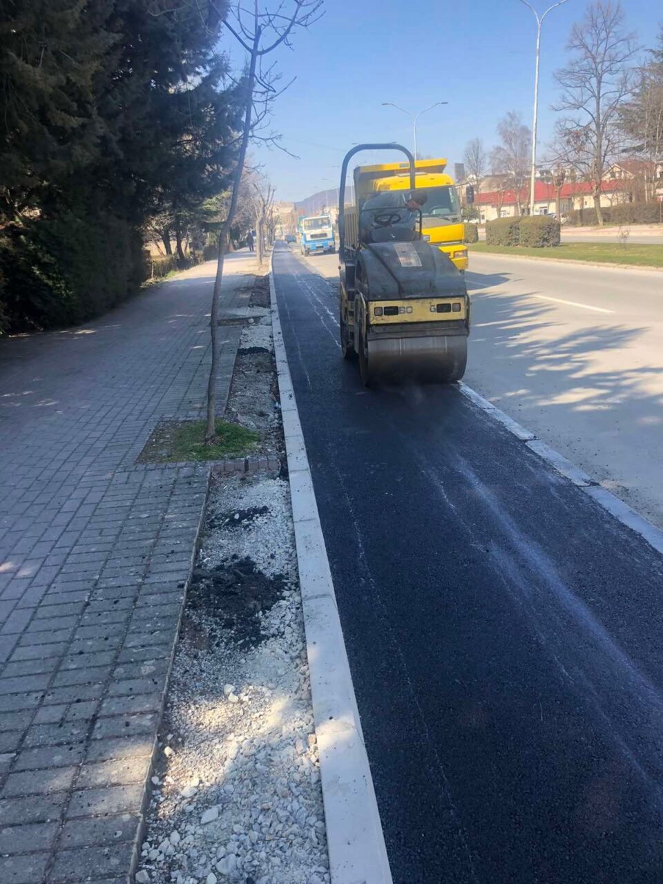 Пецаков: Се асфалтира велосипедската патека на булеварот „Туристичка“