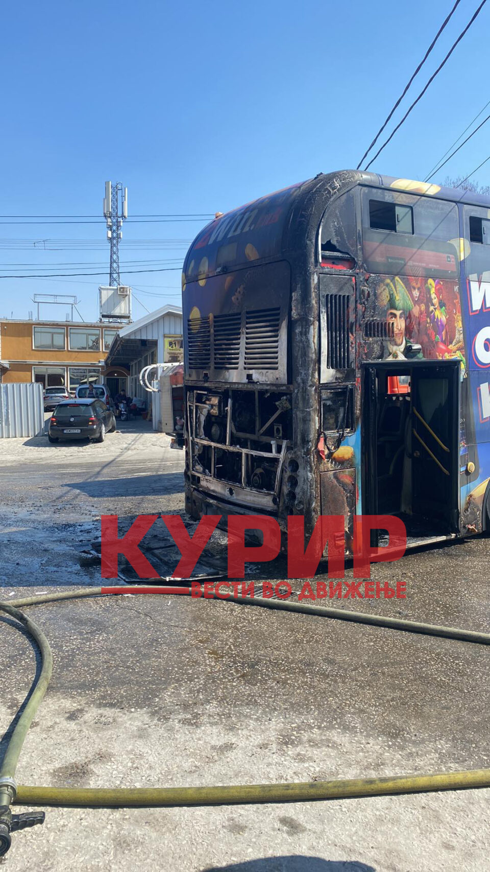 ФОТО: Избувна пожар во автобус на ЈСП во Нерези