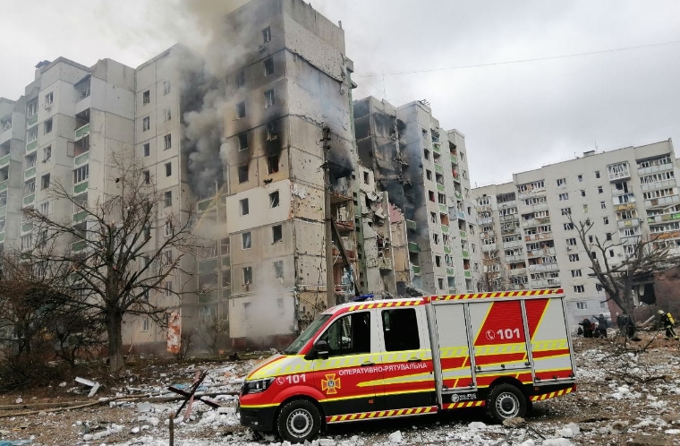 Најмалку деветмина загинати во напад врз украинскиот град Суми