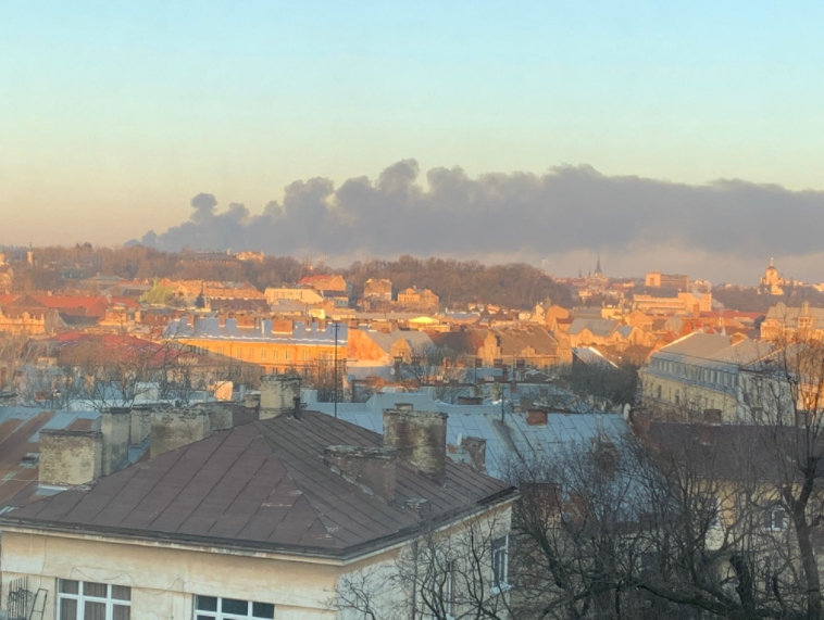 Русија ги продолжува нападите, експлозии во Лавов