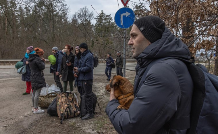 За два дена од Киев и Суми се евакуирани 80.000 луѓе