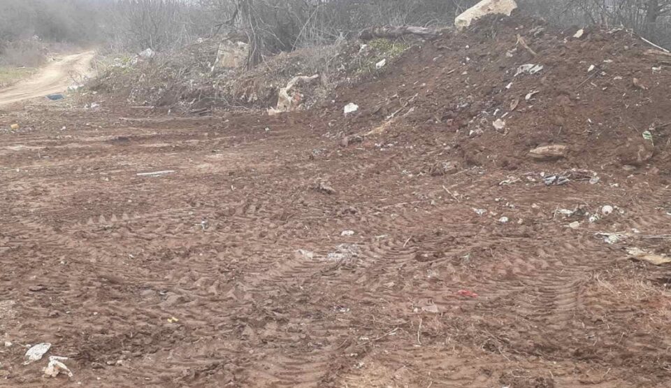 Најдовски: Се расчистува дивата депонија кај местото „Застава“ во Демир Хисар