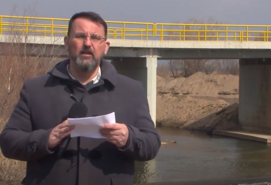 Стоилковски: Владата не прави ништо за реконструкција на мостот во Карбинци и го става во ризик животот на луѓето од Истокот