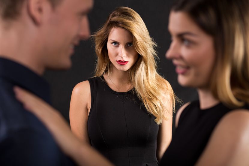 Психолозите откриваат 4 главни карактеристики на партнерите кои изневеруваат: Лесно ќе ги забележите