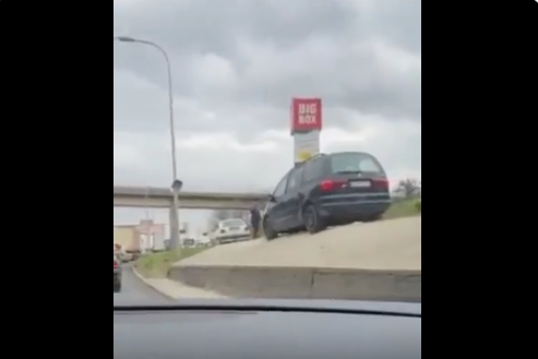 ВИДЕО: Вака се избегнува шпицот и сообраќајната гужва во Скопје