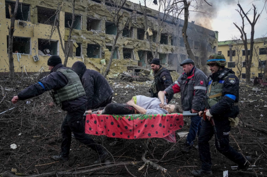 Седум болници во Украина се целосно уништени од руската инвазија