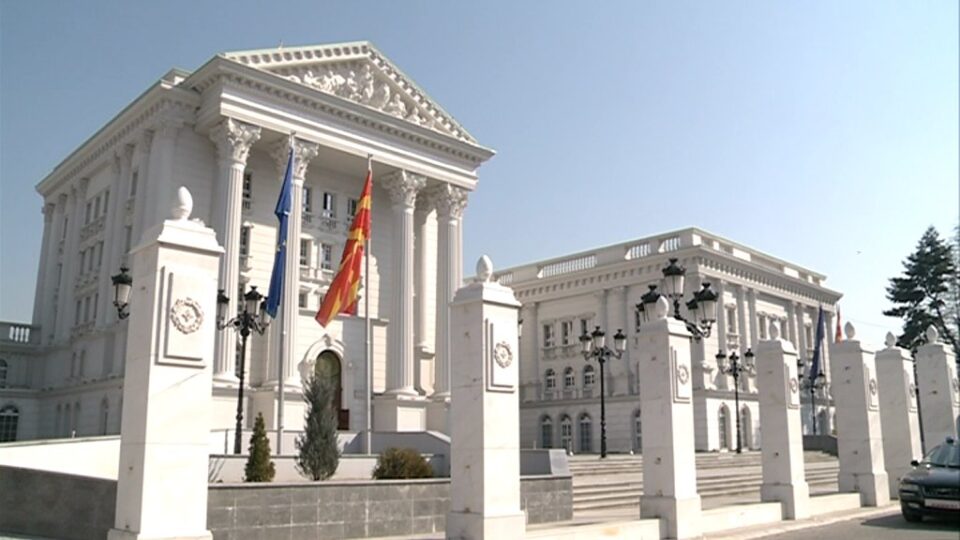 ВМРО-ДПМНЕ: Мерките на власта за штедење се после свадба тапани, тие веќе потрошија 2 милиони евра за луксуз во само 5 месеци