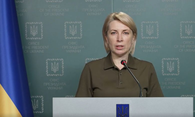 Украинската вицепремиерка бара итна евакуација на цивилите и ранетите војници од Азовстал