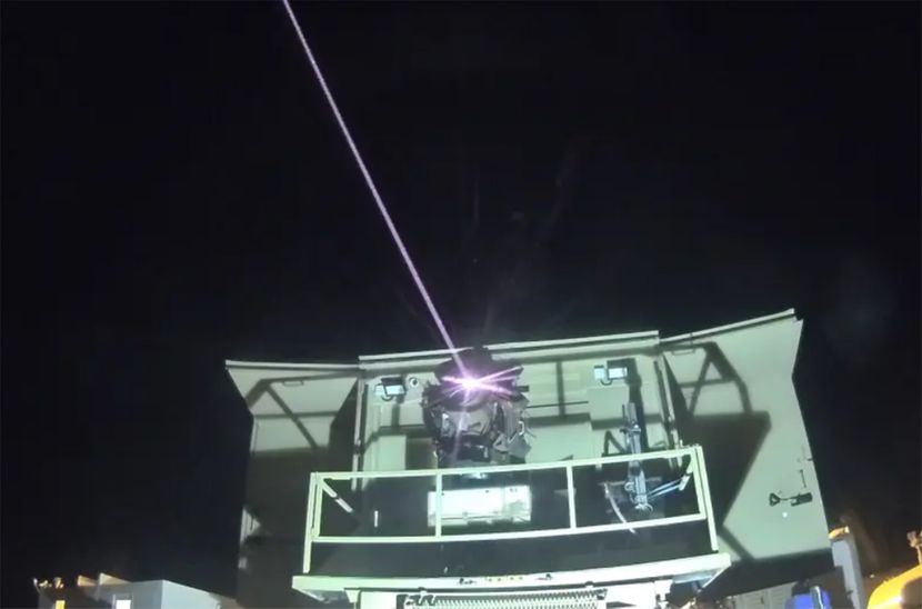 Историски момент: Израел тестира најсовремено ласерско оружје (ФОТО+ВИДЕО)