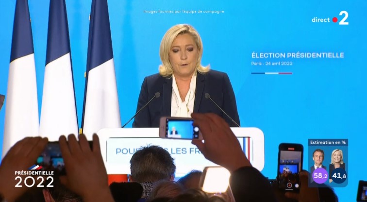 „Ќе останам посветена на Франција и Французите“, уверува Марин Ле Пен и најави нова битка