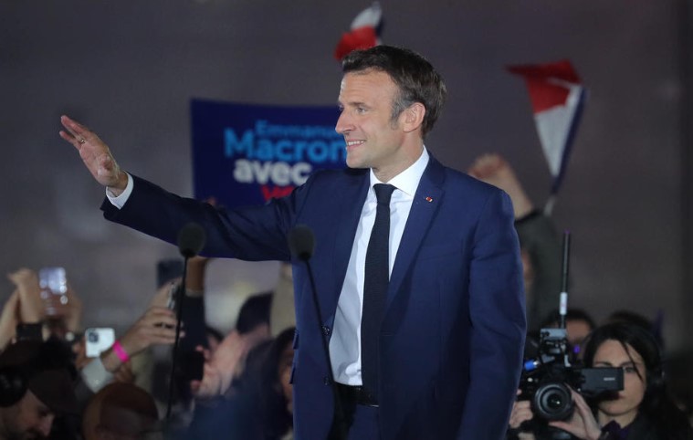 Зеленски му ја честиташе изборната победа на Макрон