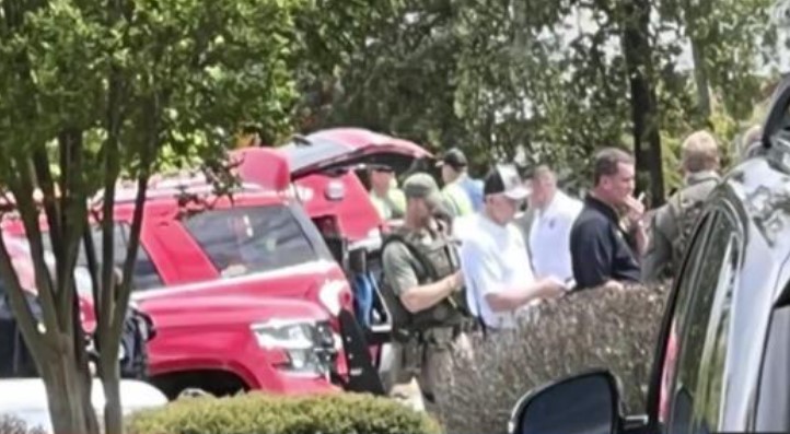 Пукање во трговски центар во Колумбија, 12 лица се повредени