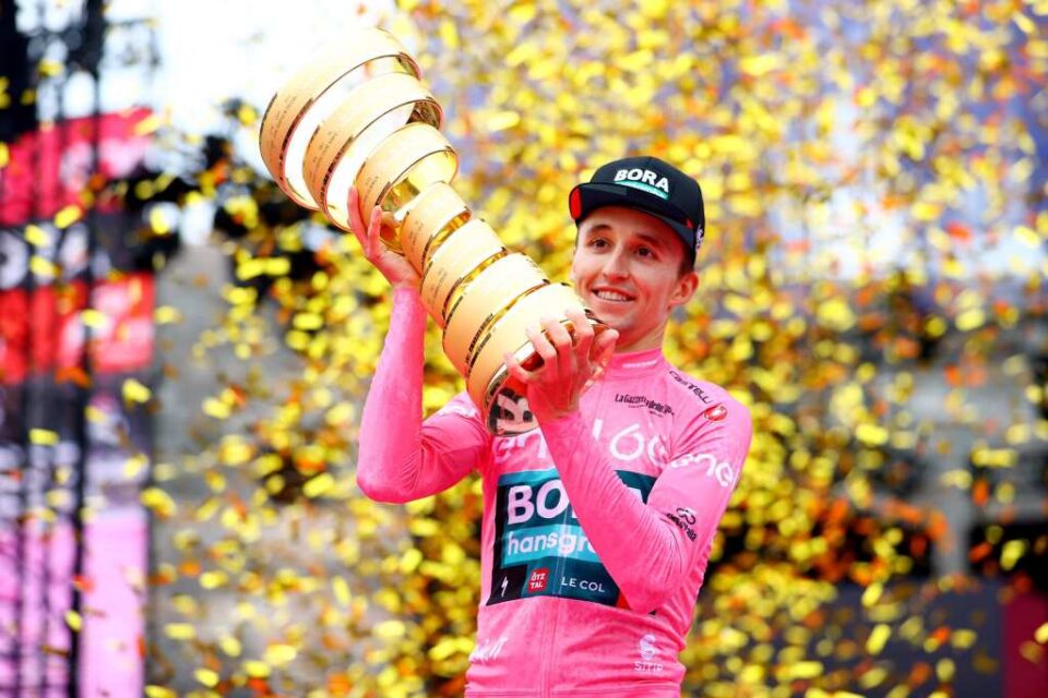 Хиндли победник на Џиро д’Италија