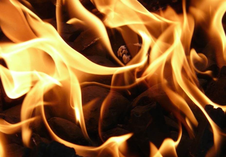 Пожар кај електричното броило во куќа во Скопје