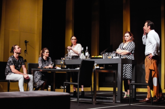 Драмски театар со „Странци“ на Фестивалот „5ре“ во Велес