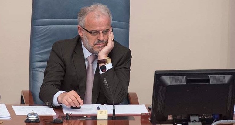 Џафери треба да се изјасни за иницијативата за референдум на ВМРО-ДПМНЕ